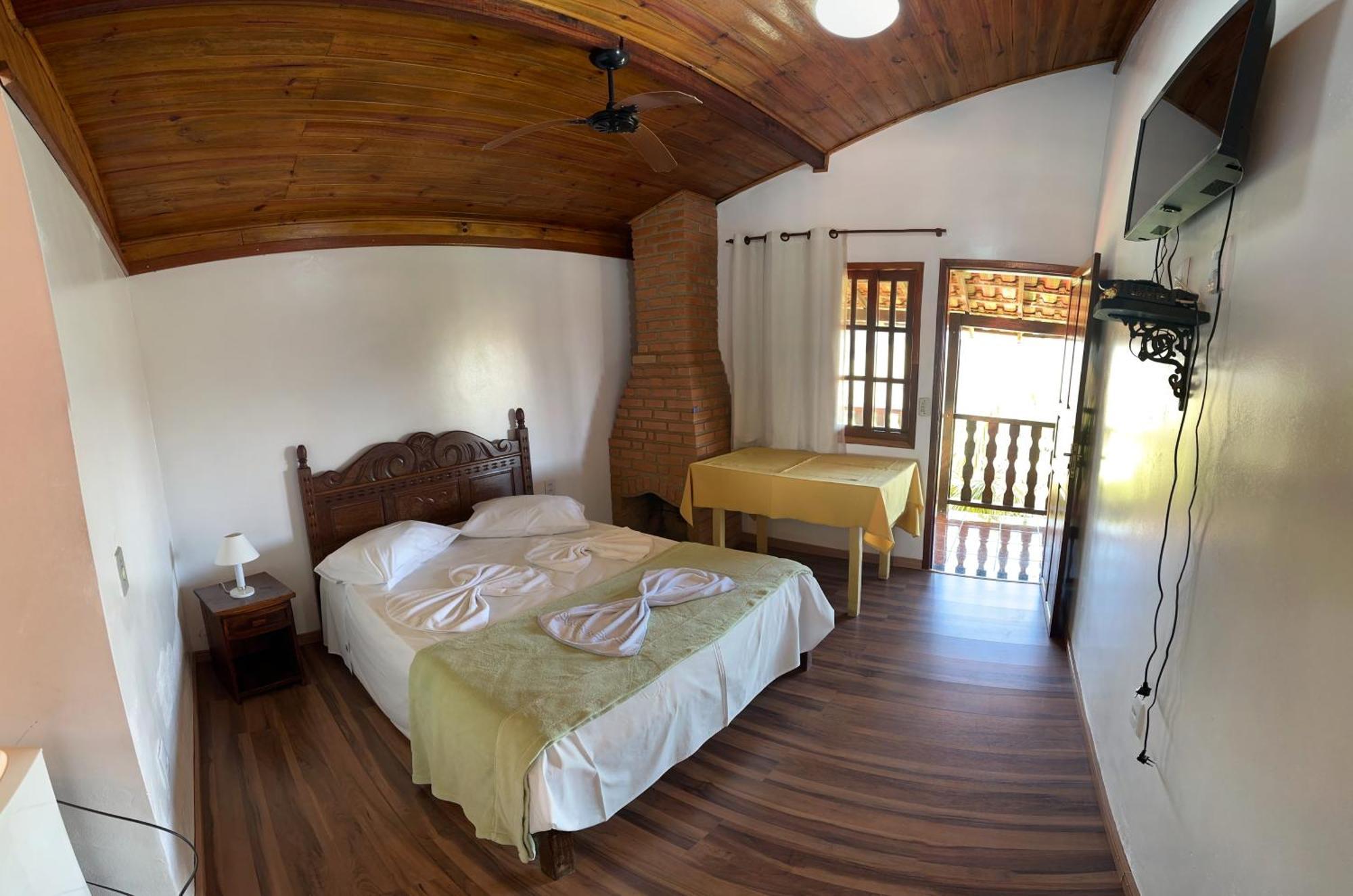 Hotel Alpha Ville Chales Консейсан-да-Ибитипока Экстерьер фото