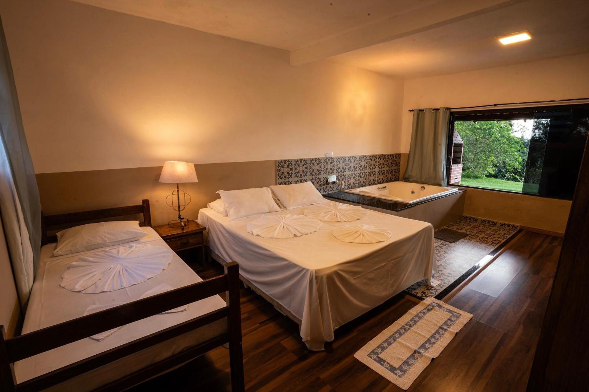 Hotel Alpha Ville Chales Консейсан-да-Ибитипока Экстерьер фото